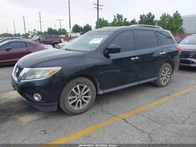 45140810 :رقم المزاد ، 5N1AR2MNXGC637753 vin ، 2016 Nissan Pathfinder Sv مزاد بيع