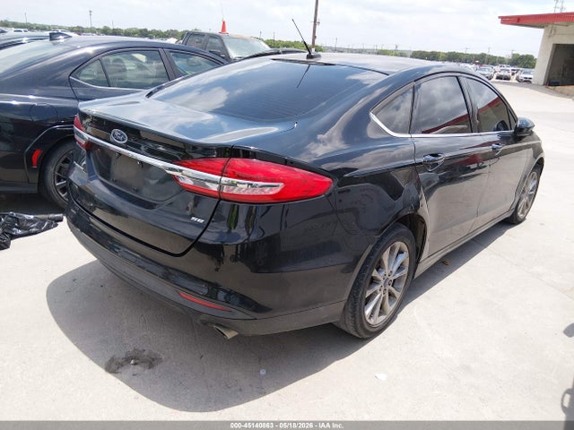 45140863 :رقم المزاد ، 3FA6P0H78HR302595 vin ، 2017 Ford Fusion Se مزاد بيع
