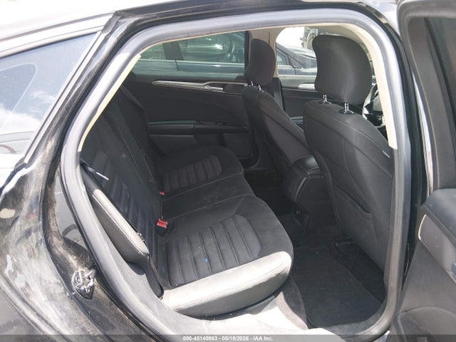 45140863 :رقم المزاد ، 3FA6P0H78HR302595 vin ، 2017 Ford Fusion Se مزاد بيع