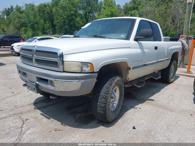 45140875 :رقم المزاد ، 3B7HF13Z7WG203733 vin ، 1998 Dodge Ram 1500 St مزاد بيع