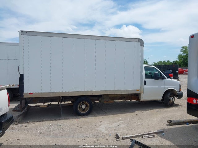 Продаж на аукціоні авто 2014 Chevrolet Express Cutaway 3500, vin: 1GB3G3CG5E1100684, номер лоту: 45140896