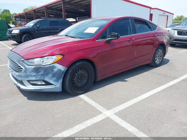 Продажа на аукционе авто 2017 Ford Fusion S, vin: 3FA6P0G77HR231648, номер лота: 45140944