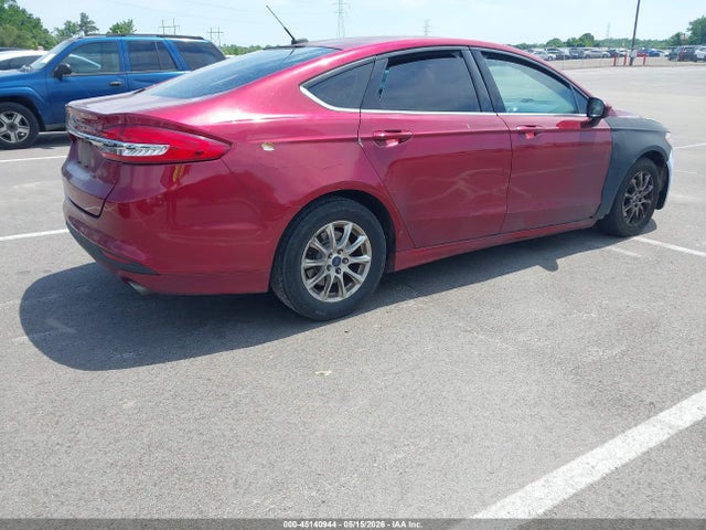 Продажа на аукционе авто 2017 Ford Fusion S, vin: 3FA6P0G77HR231648, номер лота: 45140944