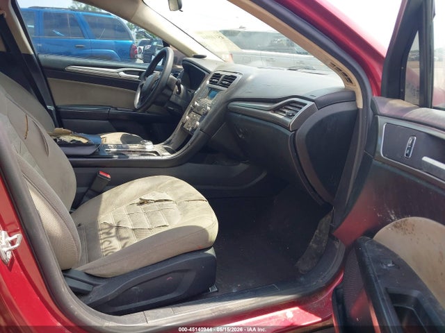 Продажа на аукционе авто 2017 Ford Fusion S, vin: 3FA6P0G77HR231648, номер лота: 45140944