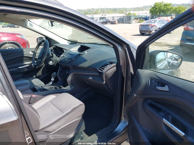 Продаж на аукціоні авто 2017 Ford Escape Se, vin: 1FMCU9GD8HUA86575, номер лоту: 45140962