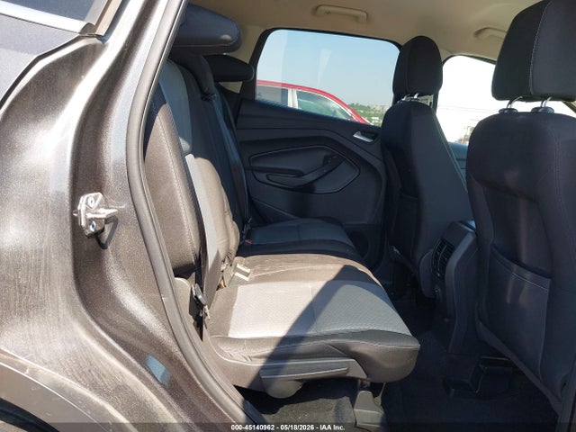 Продаж на аукціоні авто 2017 Ford Escape Se, vin: 1FMCU9GD8HUA86575, номер лоту: 45140962
