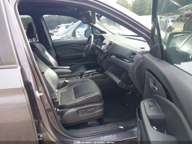 Продаж на аукціоні авто 2019 Honda Passport Touring, vin: 5FNYF7H95KB010573, номер лоту: 45140975