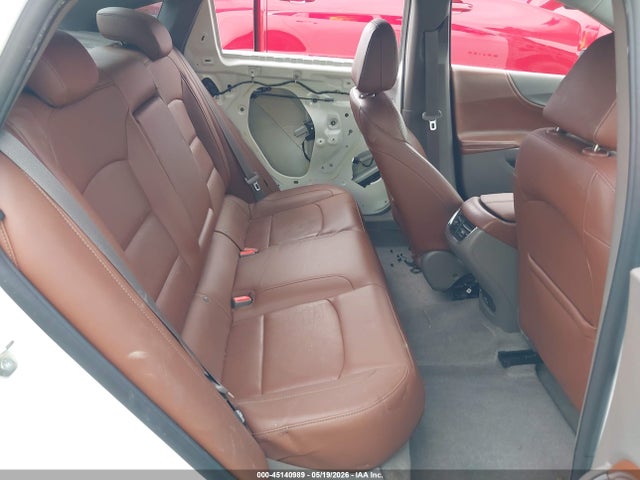 45140989 :رقم المزاد ، 1G1ZD5STXJF275270 vin ، 2018 Chevrolet Malibu Lt مزاد بيع