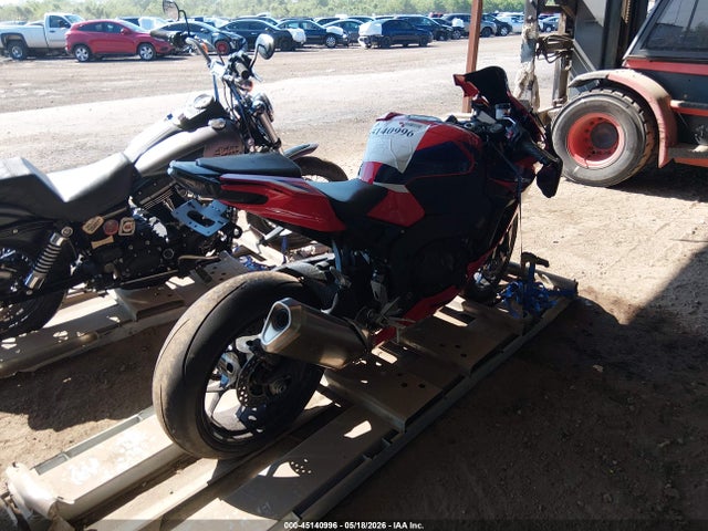 Продажа на аукционе авто 2022 Honda Cbr1000 Rr, vin: JH2SC7713NK500132, номер лота: 45140996