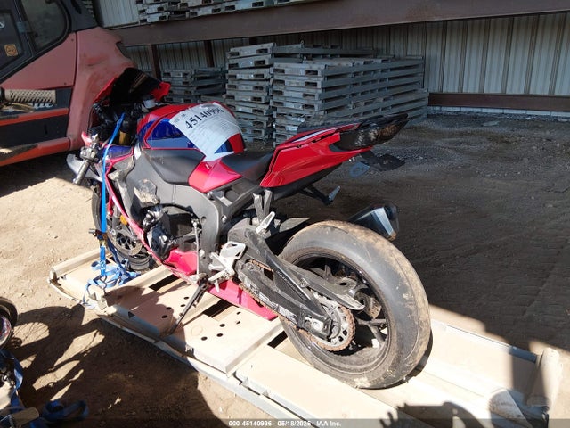 Продажа на аукционе авто 2022 Honda Cbr1000 Rr, vin: JH2SC7713NK500132, номер лота: 45140996