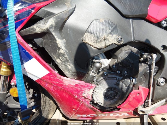 Продажа на аукционе авто 2022 Honda Cbr1000 Rr, vin: JH2SC7713NK500132, номер лота: 45140996