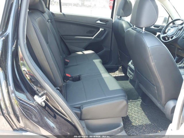 Aukcja sprzedaży 2018 Volkswagen Tiguan 2.0t Se/2.0t Sel, vin: 3VV2B7AX8JM011058, numer aukcji: 45141010