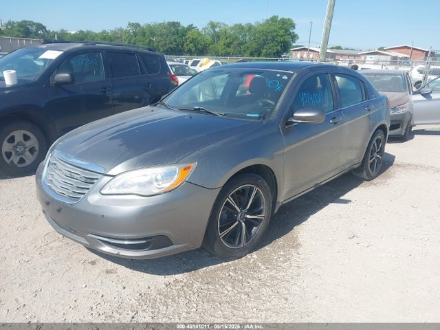 Aukcja sprzedaży 2013 Chrysler 200 Lx, vin: 1C3CCBAB0DN704597, numer aukcji: 45141011