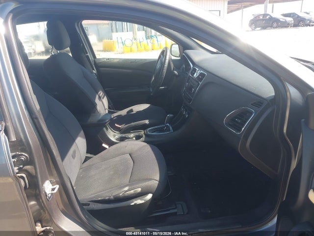 Aukcja sprzedaży 2013 Chrysler 200 Lx, vin: 1C3CCBAB0DN704597, numer aukcji: 45141011