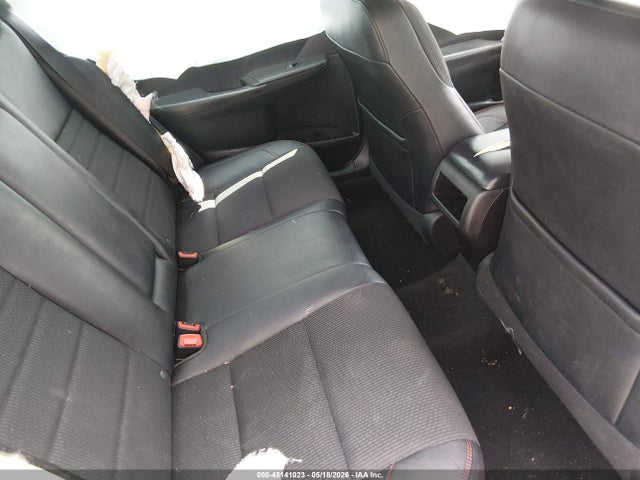 45141023 :رقم المزاد ، 4T1BF1FK1HU660876 vin ، 2017 Toyota Camry Se مزاد بيع