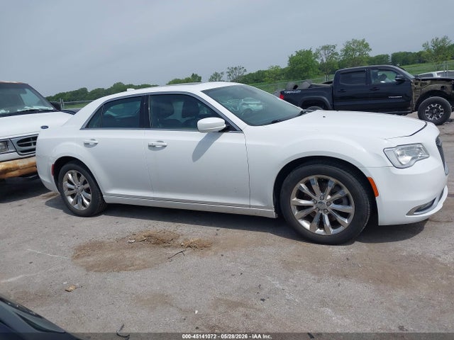 Продаж на аукціоні авто 2016 Chrysler 300 Anniversary Edition, vin: 2C3CCARG5GH136161, номер лоту: 45141072