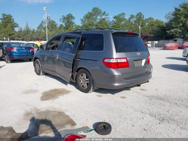45141073 :رقم المزاد ، 5FNRL38606B064641 vin ، 2006 Honda Odyssey Ex-l مزاد بيع