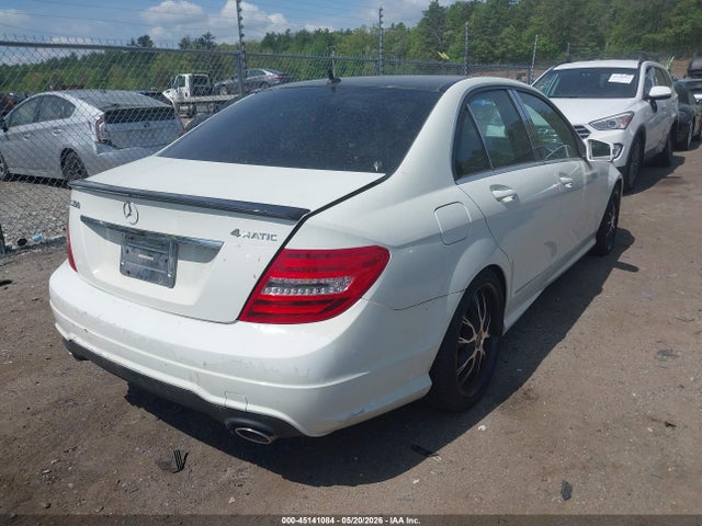 2012 Mercedes-benz C 300 Sport 4matic მანქანა იყიდება აუქციონზე, vin: WDDGF8BB4CA694741, აუქციონის ნომერი: 45141084
