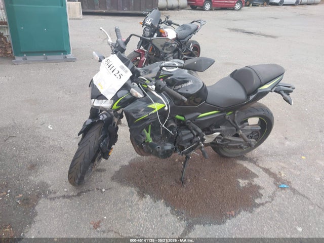 Продажа на аукционе авто 2022 Kawasaki Er650 L, vin: ML5EREL15NDA76842, номер лота: 45141125