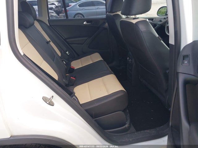 Продажа на аукционе авто 2016 Volkswagen Tiguan S, vin: WVGAV7AX3GW580261, номер лота: 45141133