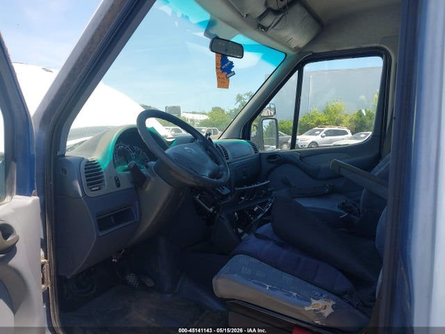 Продаж на аукціоні авто 2004 Dodge Sprinter Van 2500, vin: WD2PD644345696816, номер лоту: 45141143