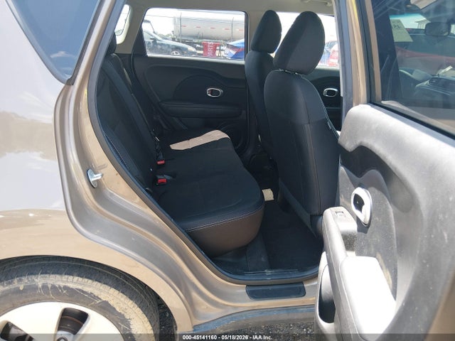 2015 Kia Soul მანქანა იყიდება აუქციონზე, vin: KNDJN2A25F7174616, აუქციონის ნომერი: 45141160