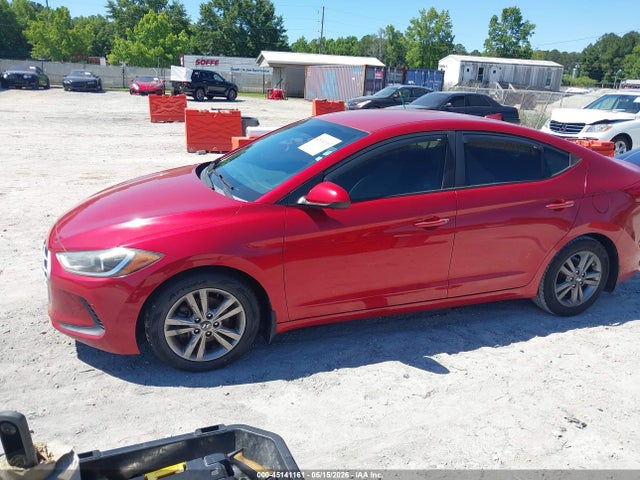 Продажа на аукционе авто 2017 Hyundai Elantra Se, vin: 5NPD84LF2HH025143, номер лота: 45141161