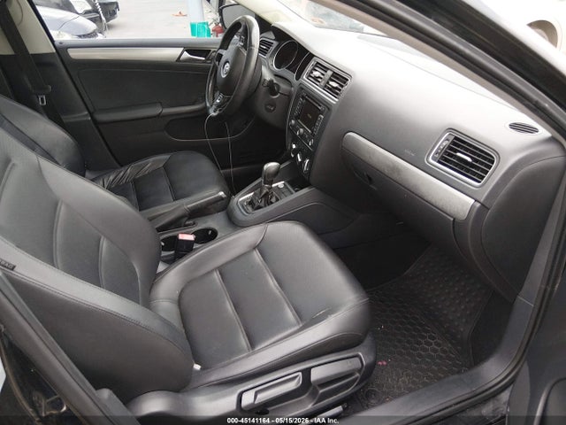 3VWD17AJ5FM414604 Volkswagen Jetta 1.8t Se