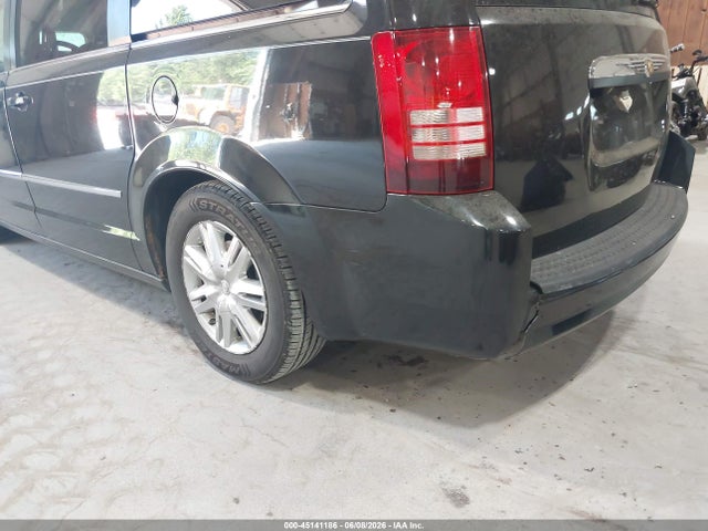 45141186 :رقم المزاد ، 2A4RR5D19AR279382 vin ، 2010 Chrysler Town & Country Touring مزاد بيع