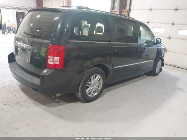 45141186 :رقم المزاد ، 2A4RR5D19AR279382 vin ، 2010 Chrysler Town & Country Touring مزاد بيع