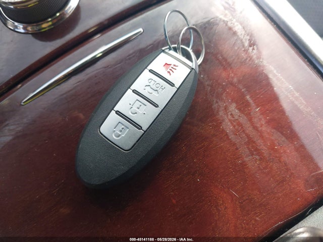 45141188 :رقم المزاد ، JN1BY1AP2JM181117 vin ، 2018 Infiniti Q70 3.7 Luxe مزاد بيع