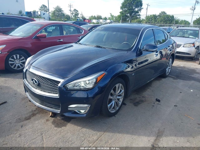45141188 :رقم المزاد ، JN1BY1AP2JM181117 vin ، 2018 Infiniti Q70 3.7 Luxe مزاد بيع