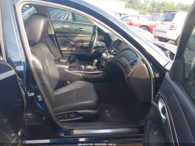 45141188 :رقم المزاد ، JN1BY1AP2JM181117 vin ، 2018 Infiniti Q70 3.7 Luxe مزاد بيع