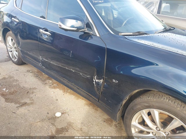 45141188 :رقم المزاد ، JN1BY1AP2JM181117 vin ، 2018 Infiniti Q70 3.7 Luxe مزاد بيع