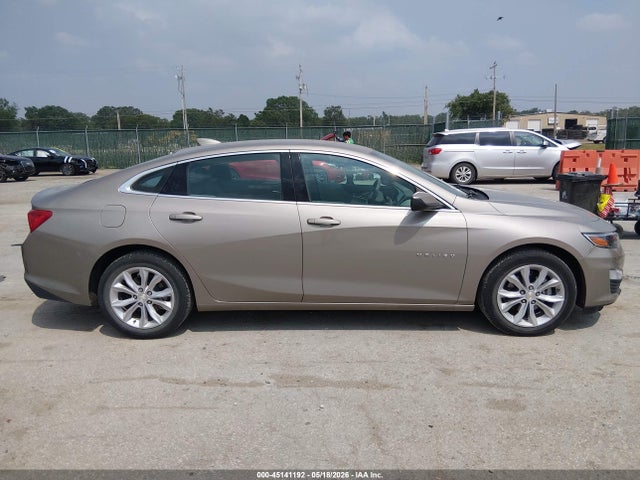 1G1ZD5ST4PF238014 Chevrolet Malibu Fwd 1lt