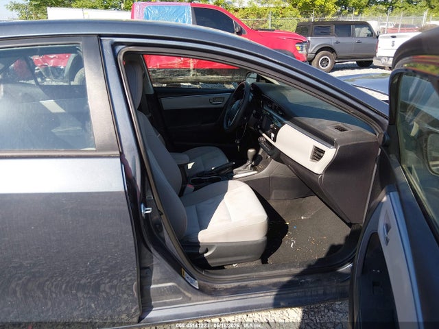 Продаж на аукціоні авто 2015 Toyota Corolla Le, vin: 2T1BURHE5FC460206, номер лоту: 45141223