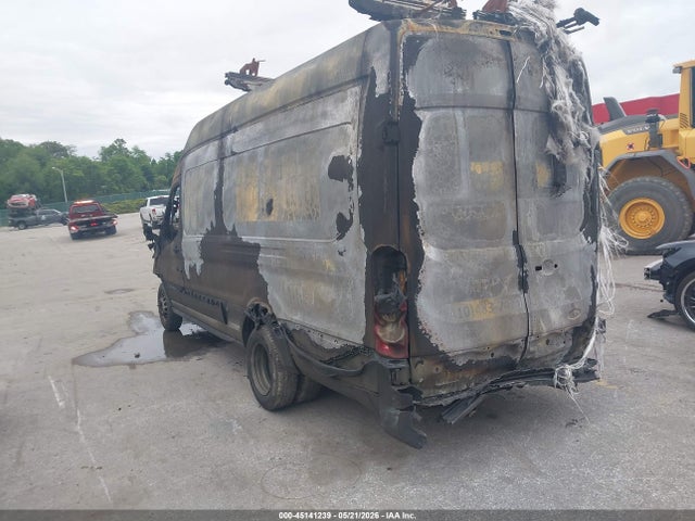 45141239 :رقم المزاد ، 1FTBF4XG2NKA18075 vin ، 2022 Ford Transit-350 Cargo Van مزاد بيع
