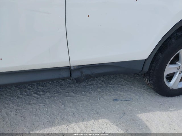 2014 Toyota Rav4 Xle მანქანა იყიდება აუქციონზე, vin: 2T3WFREV4EW075630, აუქციონის ნომერი: 45141250
