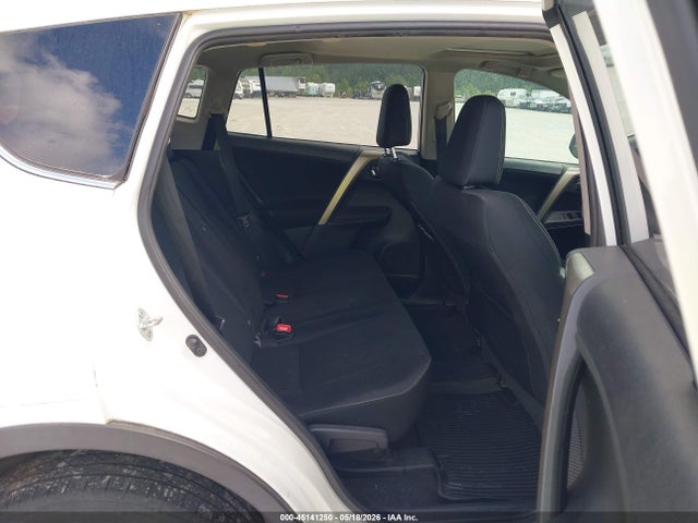 2014 Toyota Rav4 Xle მანქანა იყიდება აუქციონზე, vin: 2T3WFREV4EW075630, აუქციონის ნომერი: 45141250