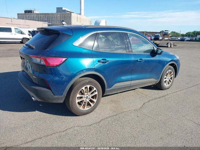 45141251 :رقم المزاد ، 1FMCU9G66LUC32126 vin ، 2020 Ford Escape Se مزاد بيع