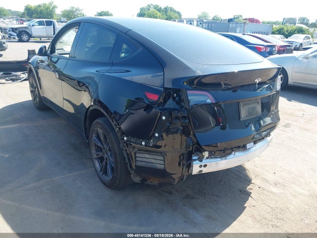 7SAYGAEE8RF150268 Tesla Model Y Long Range Dual Motor All-wheel Drive