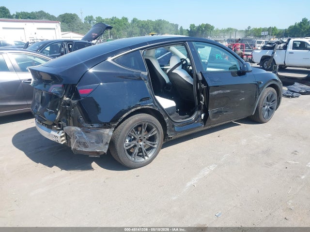 7SAYGAEE8RF150268 Tesla Model Y Long Range Dual Motor All-wheel Drive