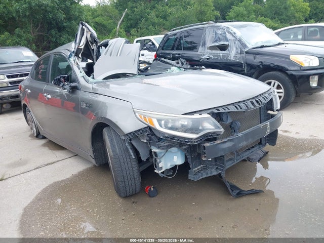 KIA Optima Lx 2017 5XXGT4L32HG149510 Image 1