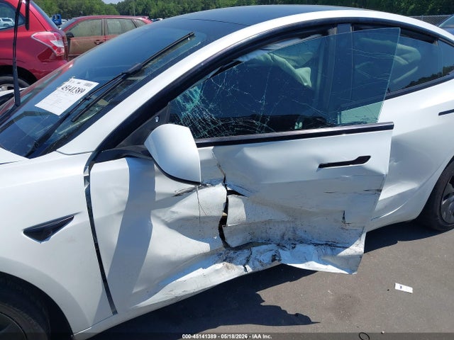 Tesla Model 3 Rear-wheel Drive 2023 5YJ3E1EA7PF604811 Image 6
