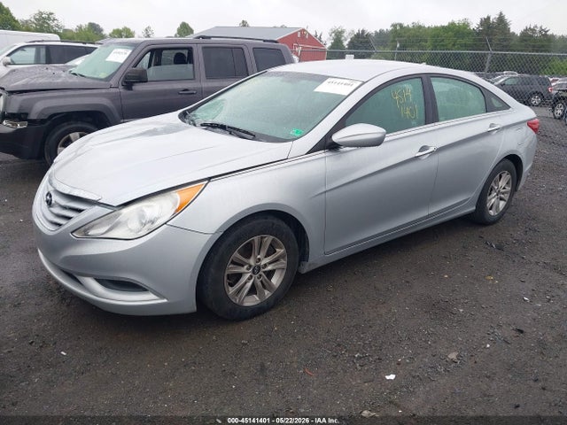 2013 Hyundai Sonata Gls მანქანა იყიდება აუქციონზე, vin: 5NPEB4AC7DH714202, აუქციონის ნომერი: 45141401