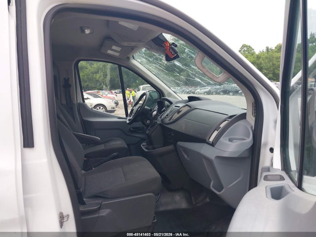 45141403 :رقم المزاد ، 1FTYE1YM0KKB28148 vin ، 2019 Ford Transit-150 مزاد بيع