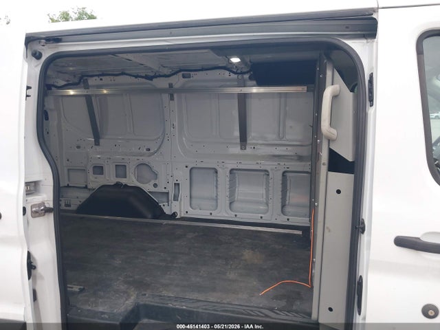 45141403 :رقم المزاد ، 1FTYE1YM0KKB28148 vin ، 2019 Ford Transit-150 مزاد بيع
