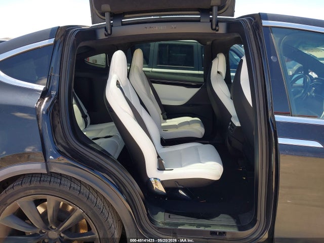 Tesla Model X 100d/75d/90d 2017 5YJXCBE2XHF068010 Image 8