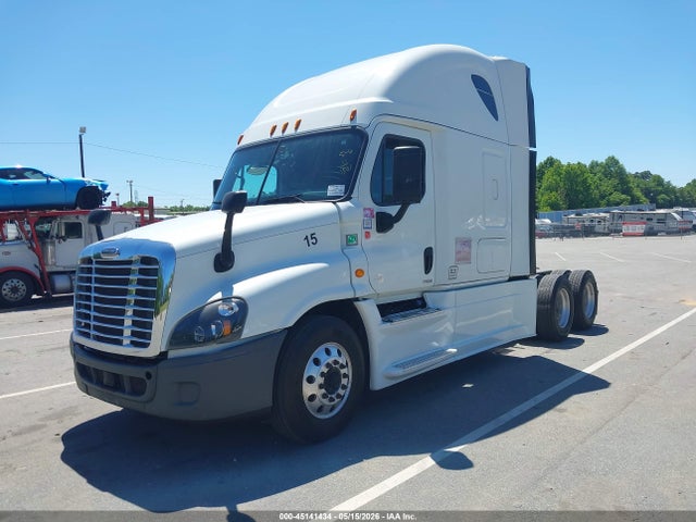 Продажа на аукционе авто 2017 Freightliner Cascadia 125, vin: 1FUJGLDR2HLHD2299, номер лота: 45141434