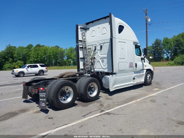 Продажа на аукционе авто 2017 Freightliner Cascadia 125, vin: 1FUJGLDR2HLHD2299, номер лота: 45141434